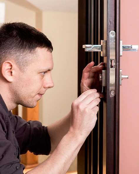 : Professional Locksmith For Commercial And Residential Locksmith Services in Gold River, CA