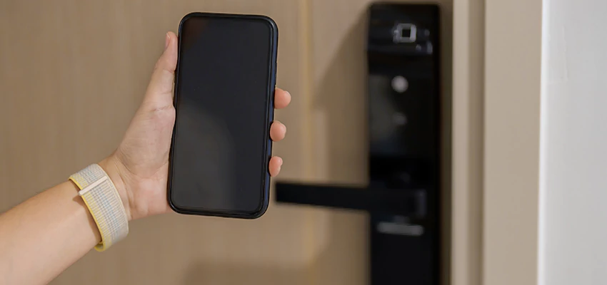 Keypad Wifi Locks Repair And Installation in Gold River, CA