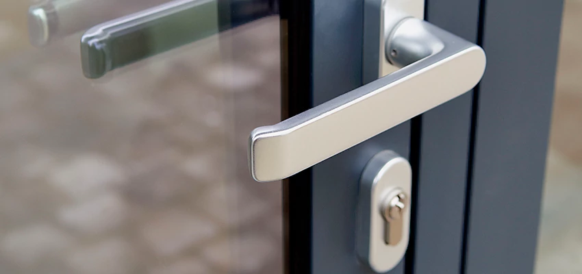 Broken Door Lock Cylinder Repair in Gold River, California